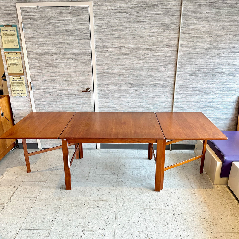 Mid-Century Teak Drop Leaf Gate Leg Dining Table By Borge Mogensen
