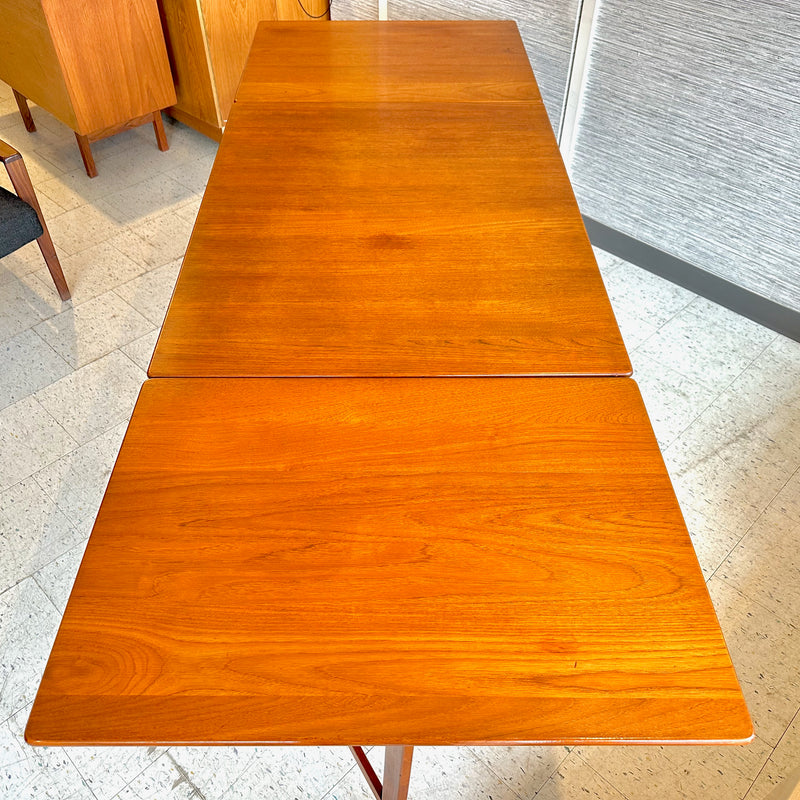 Mid-Century Teak Drop Leaf Gate Leg Dining Table By Borge Mogensen
