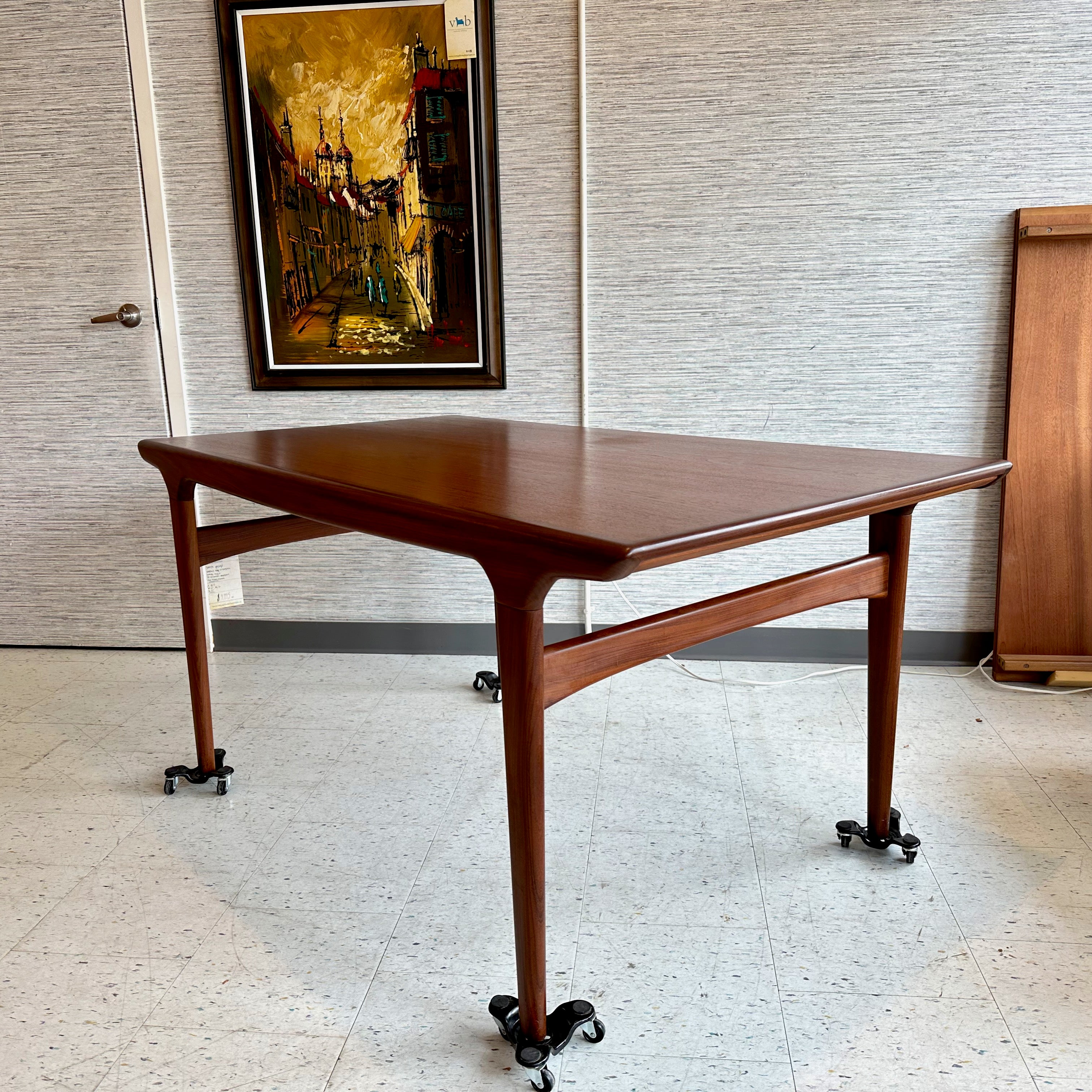 Rare Danish Modern Extending Teak Dining Table By Johannes Andersen