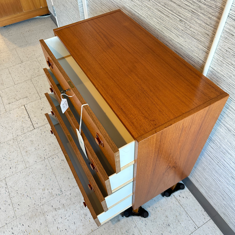 Compact Danish Modern 4 Drawer Teak Dresser With Locks