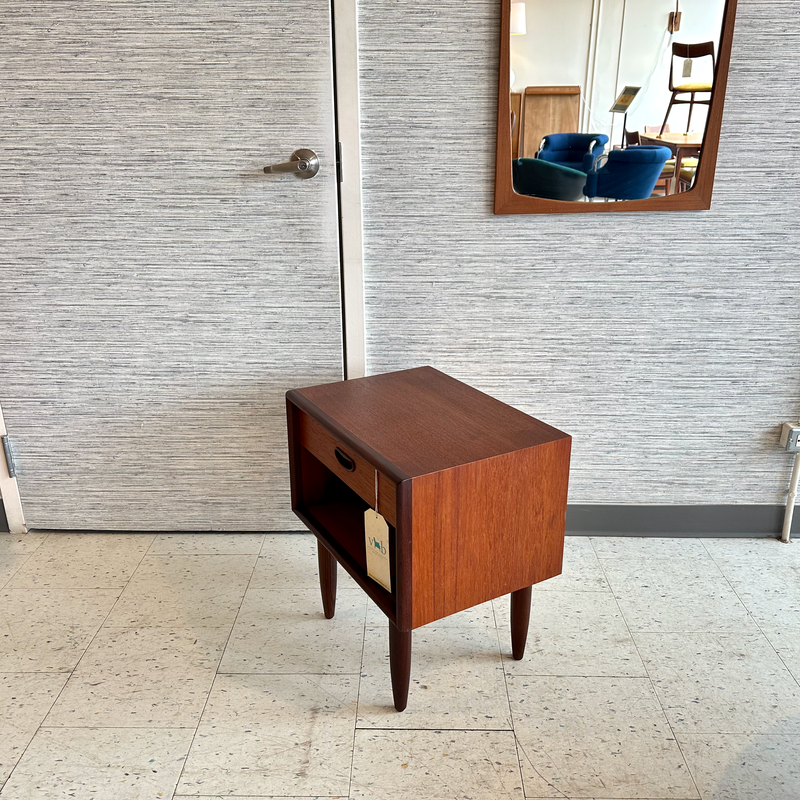Compact Mid-Century Modern Teak Side Table With Drawer