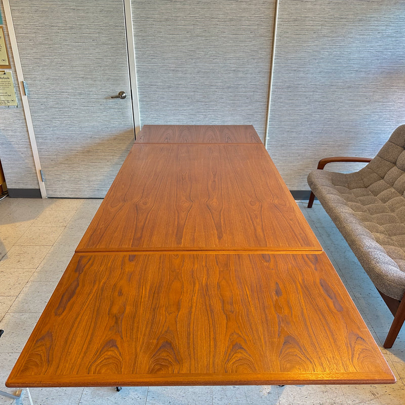 Danish Modern Extending Dining Table By Skovmand And Andersen In Teak