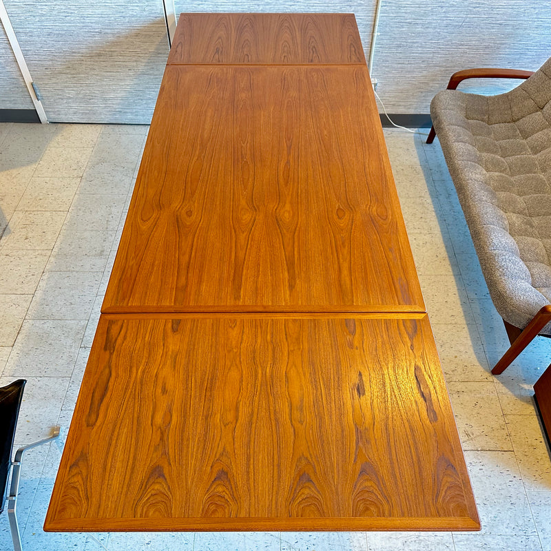 Danish Modern Extending Dining Table By Skovmand And Andersen In Teak