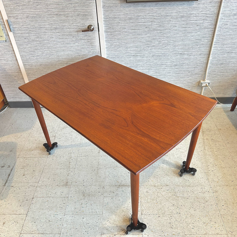 Danish Modern Extending Dining Table In Teak