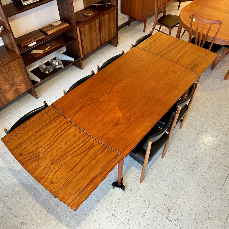 Danish Modern Extending Dining Table In Teak