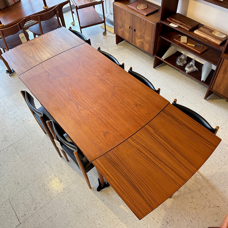 Danish Modern Extending Dining Table In Teak