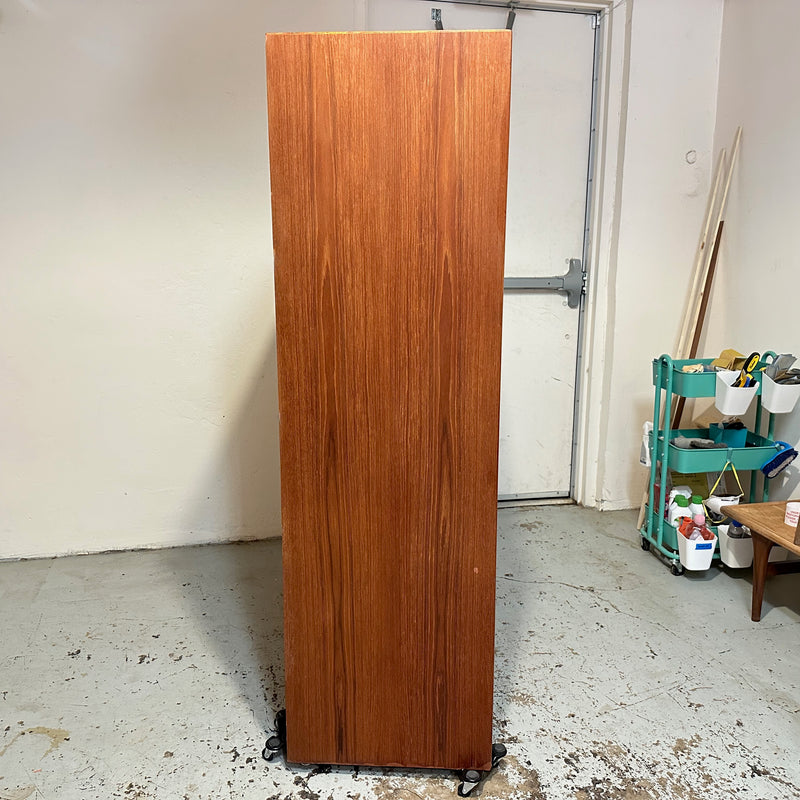 Elegant Mid-Century Modern Teak Wardrobe