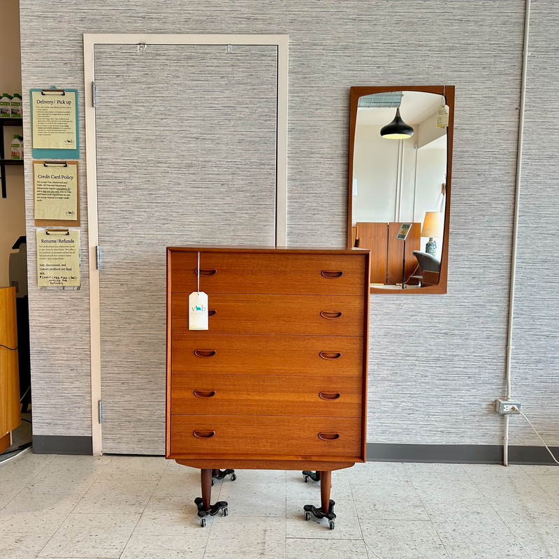 Exceptional Mid-Century Modern Tall 5 Drawer Dresser In Teak