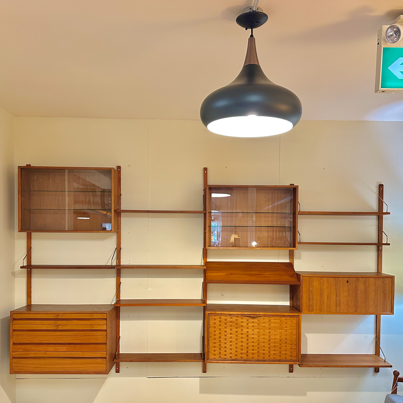 Exceptional Mid-Century Royal System Wall Unit By Poul Cadovius In Teak