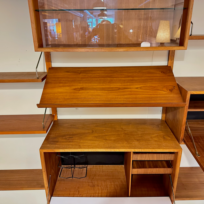 Exceptional Mid-Century Royal System Wall Unit By Poul Cadovius In Teak