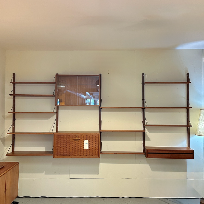 Generous Mid-Century Royal System Wall Unit By Poul Cadovius In Teak