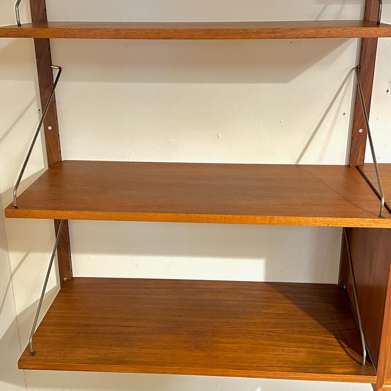 Generous Mid-Century Royal System Wall Unit By Poul Cadovius In Teak