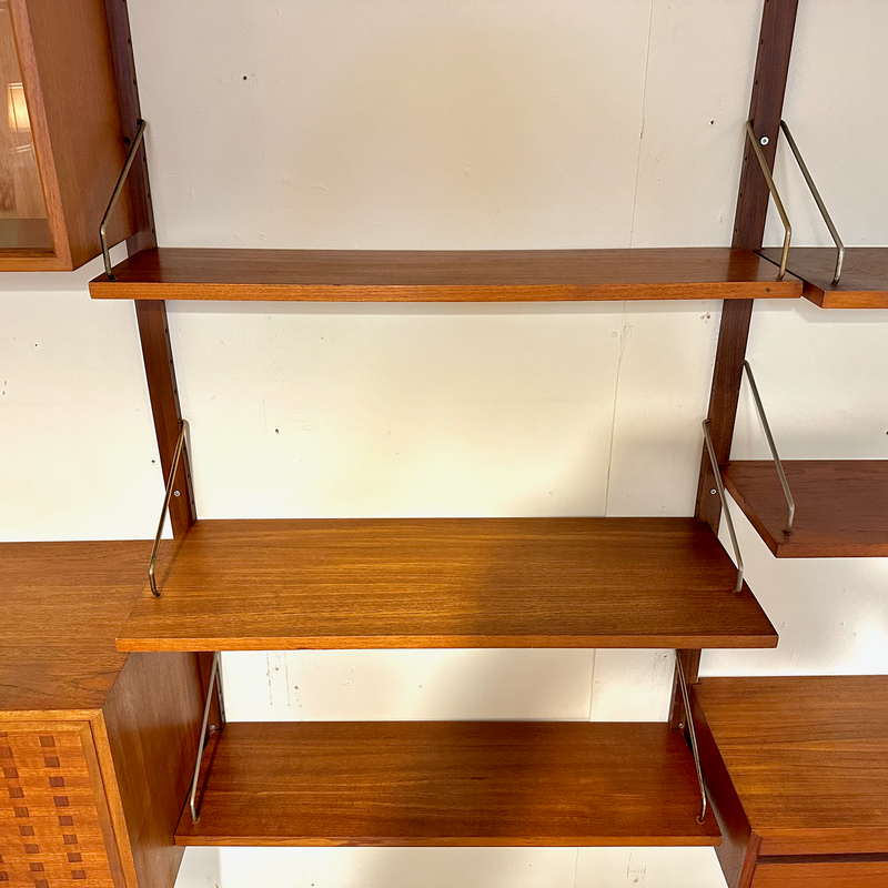 Generous Mid-Century Royal System Wall Unit By Poul Cadovius In Teak