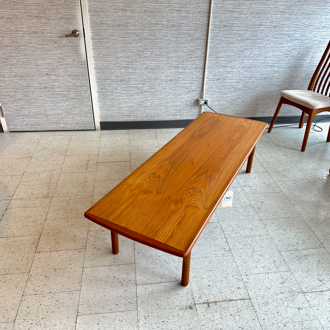 Grand Mid-Century Teak Coffee Table By Trioh Denmark c1960's