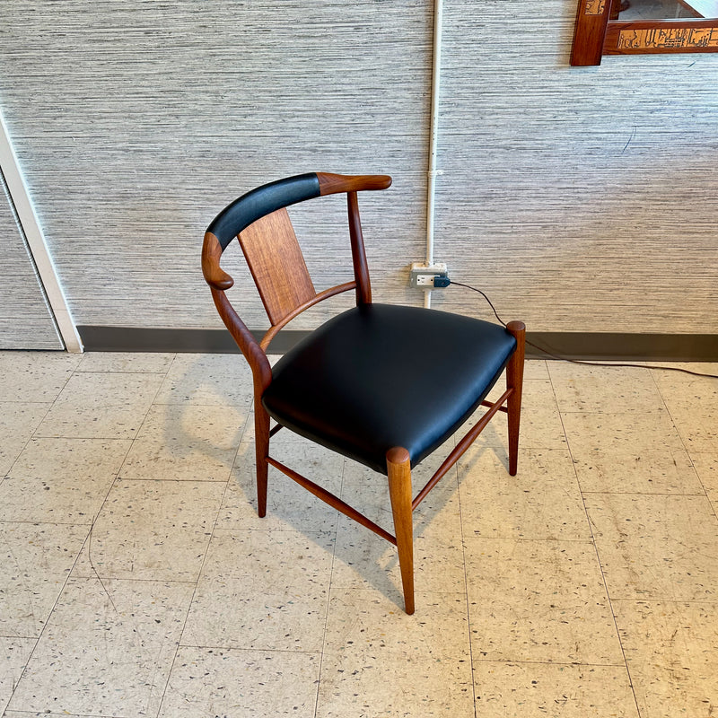 Mid-Century Modern Cowhorn Style Teak Chair