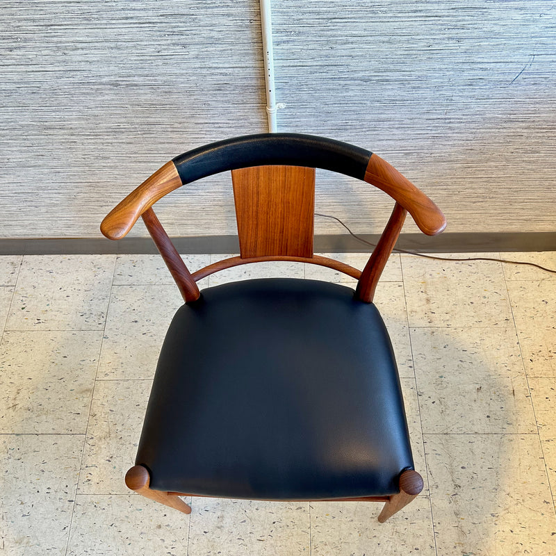 Mid-Century Modern Cowhorn Style Teak Chair