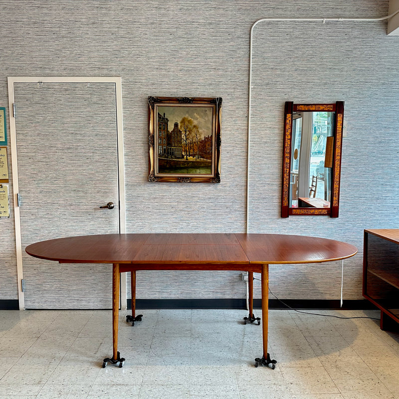 Mid-Century Modern Oval Teak Dining Table With Butterfly Leaf