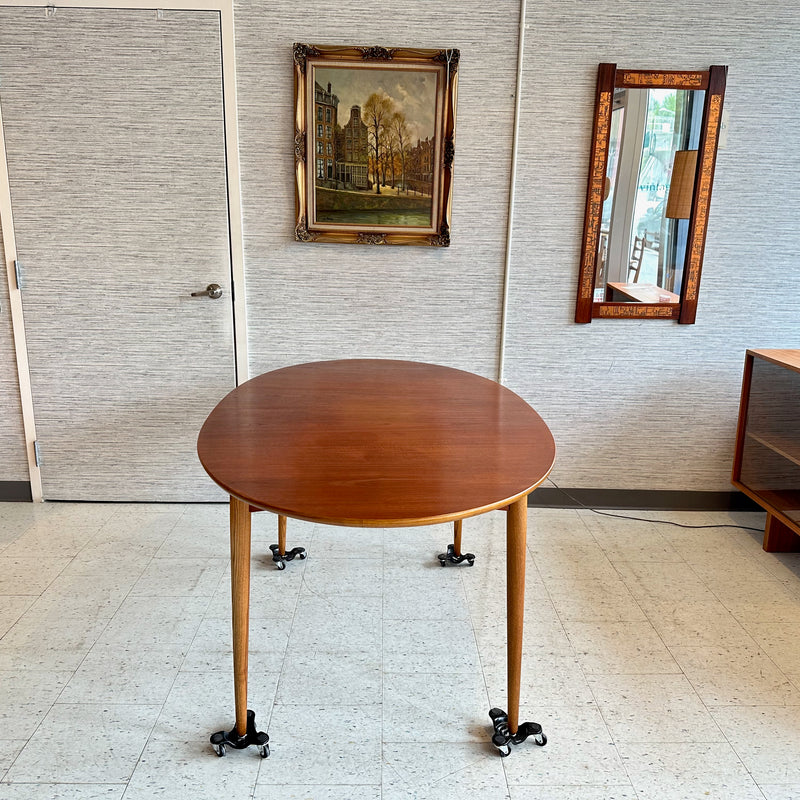 Mid-Century Modern Oval Teak Dining Table With Butterfly Leaf