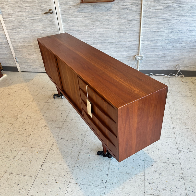 Mid-Century Modern Teak Sideboard 1960&