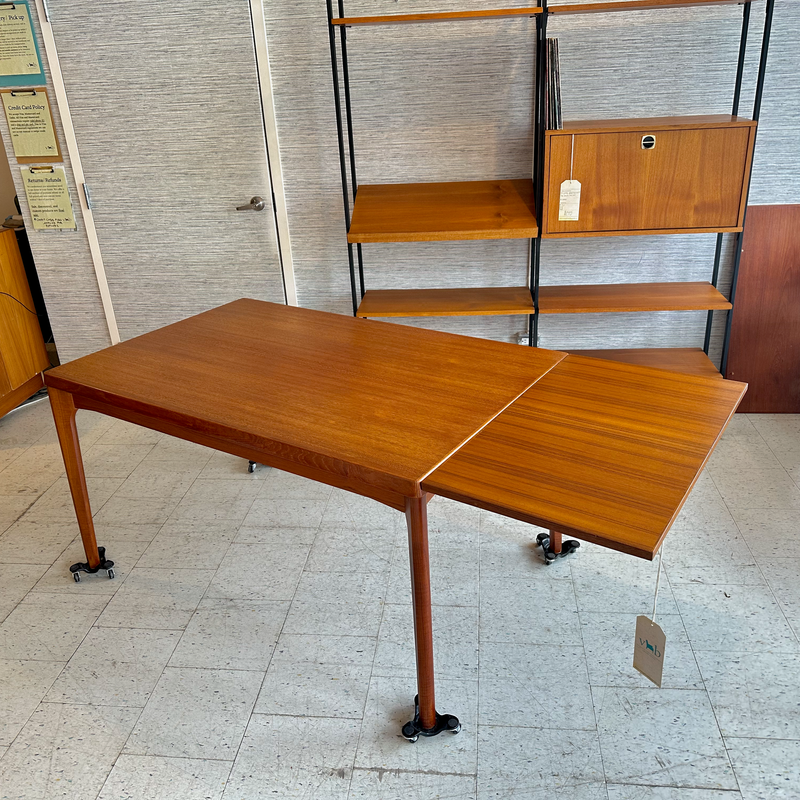 Mid-Century Teak Extendable Dining Table by Henry Kjaernulf For Vejle Stolefabrik