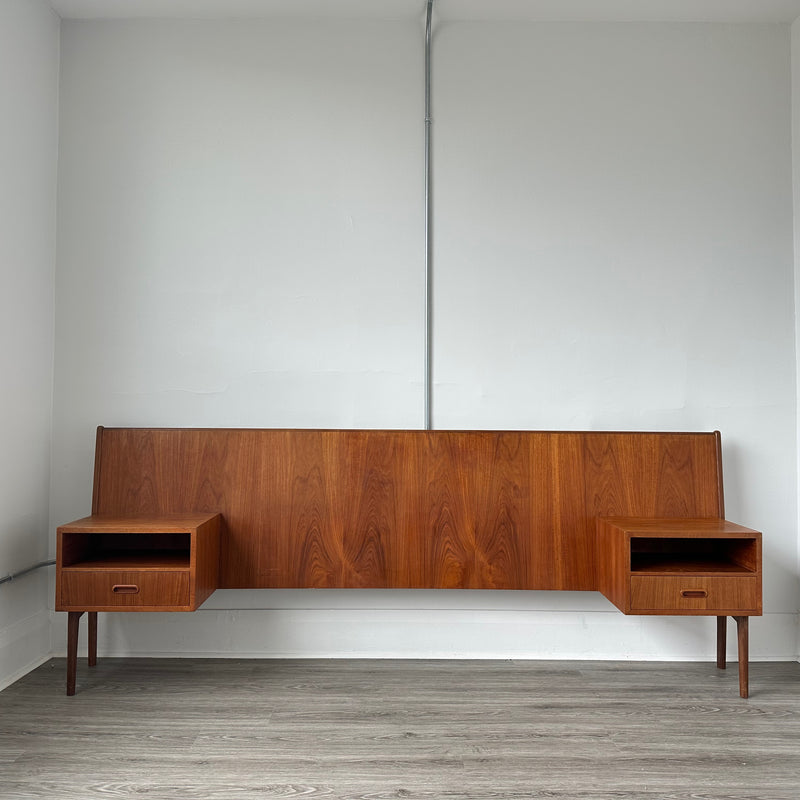 Mid-Century Teak Freestanding Double Headboard With Floating Side Tables