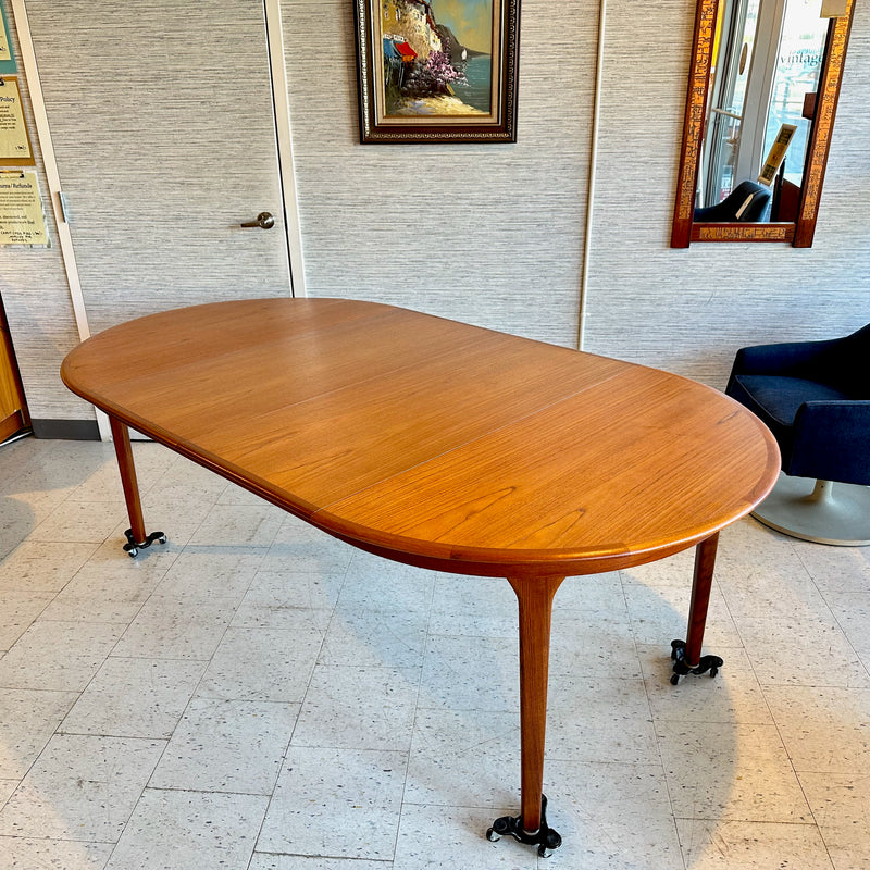 Model 40 Mid-Century Round Teak Extending Dining Table By Soro Stolefabrik