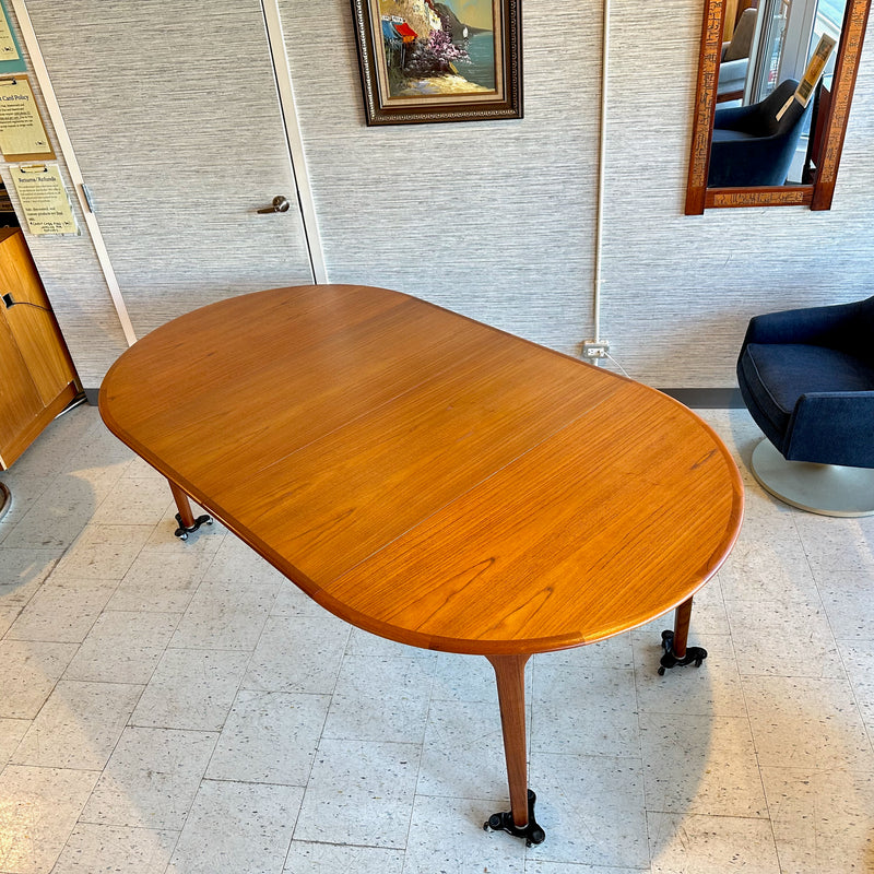 Model 40 Mid-Century Round Teak Extending Dining Table By Soro Stolefabrik