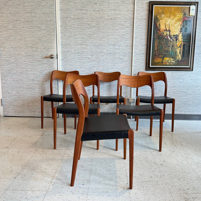 Model 71 Dining Chairs in Teak And Leather By Niels Moller For JL Moller