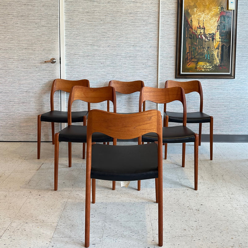 Model 71 Dining Chairs in Teak And Leather By Niels Moller For JL Moller