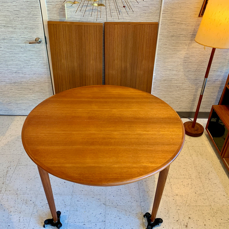 Generous Danish Modern Round Extending Teak Dining Table
